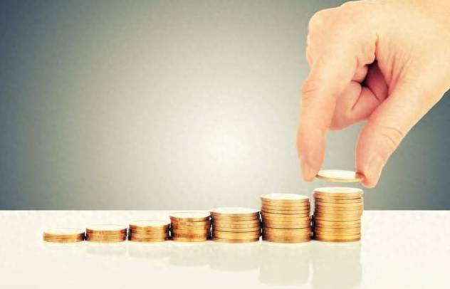 The first rule of happy financial management is to do these 2 things well.